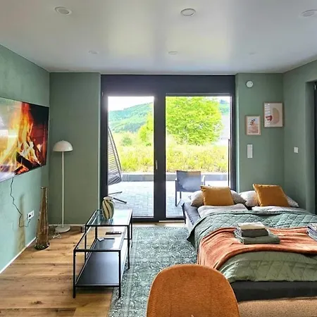 Luxus Mit Terrasse & Toplage *